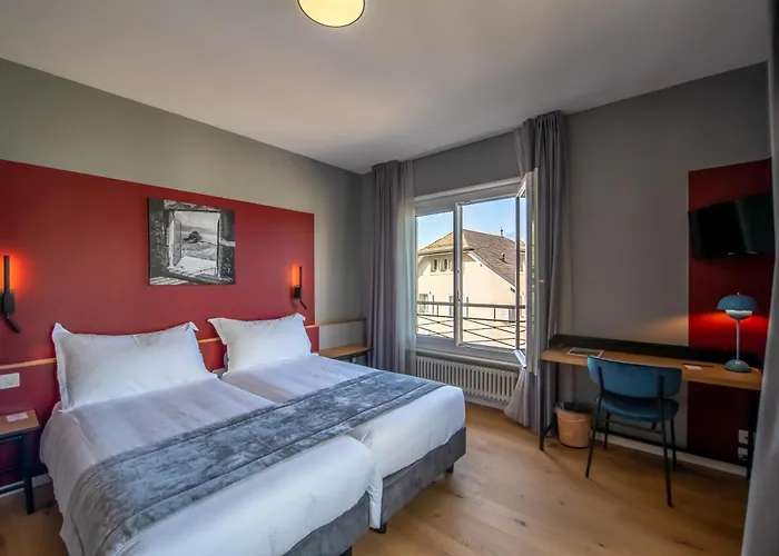 Chatonneyre & Restaurant Hotel