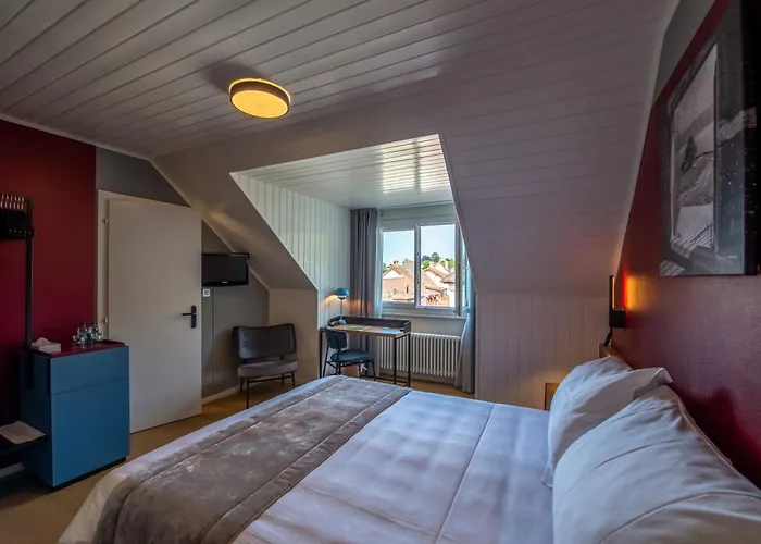 Chatonneyre & Restaurant فيفي