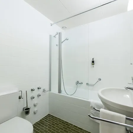 Hotel Chatonneyre & Restaurant 3*