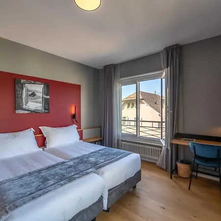 Chatonneyre & Restaurant Hotel