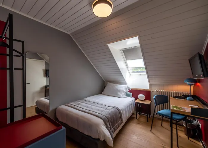 Chatonneyre & Restaurant 3*