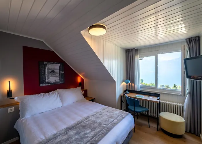 Chatonneyre & Restaurant Hotel